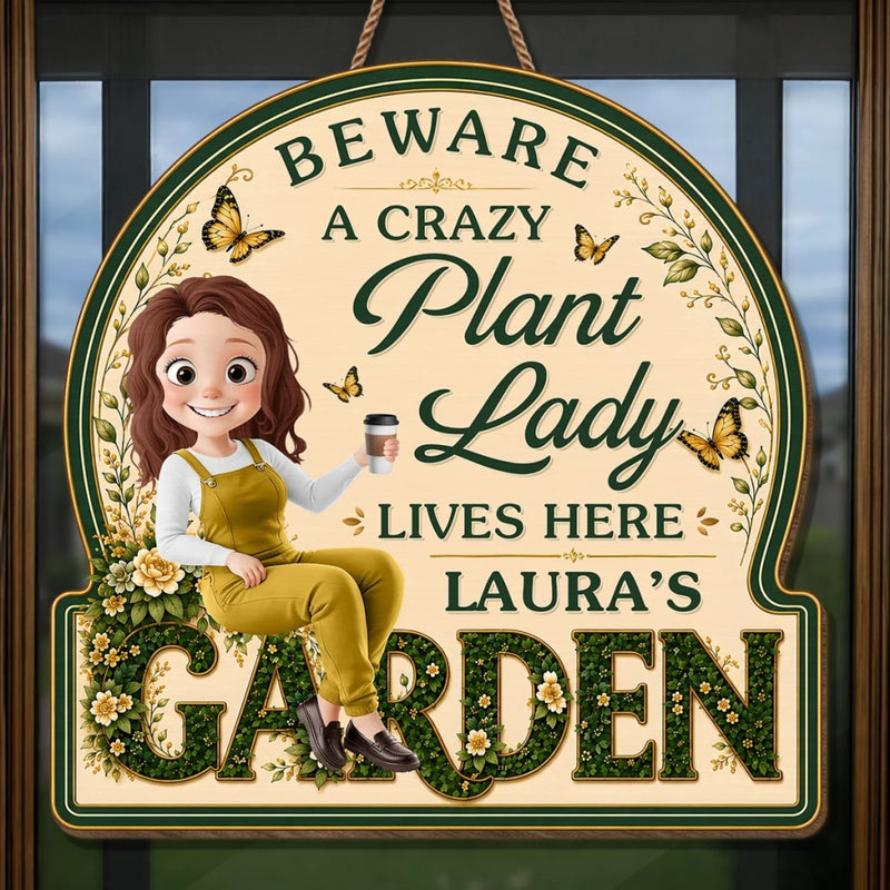 Personalized Wood Sign – Gifts For Gardeners – A Crazy Plant Lady Lives Here