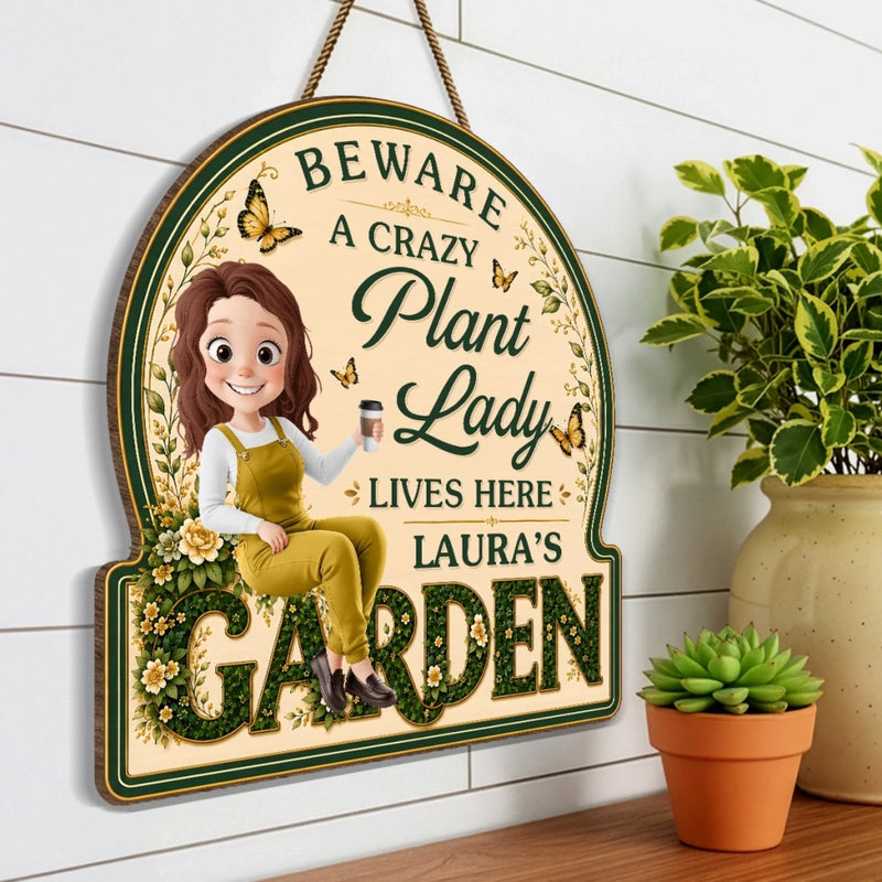 Personalized Wood Sign – Gifts For Gardeners – A Crazy Plant Lady Lives Here