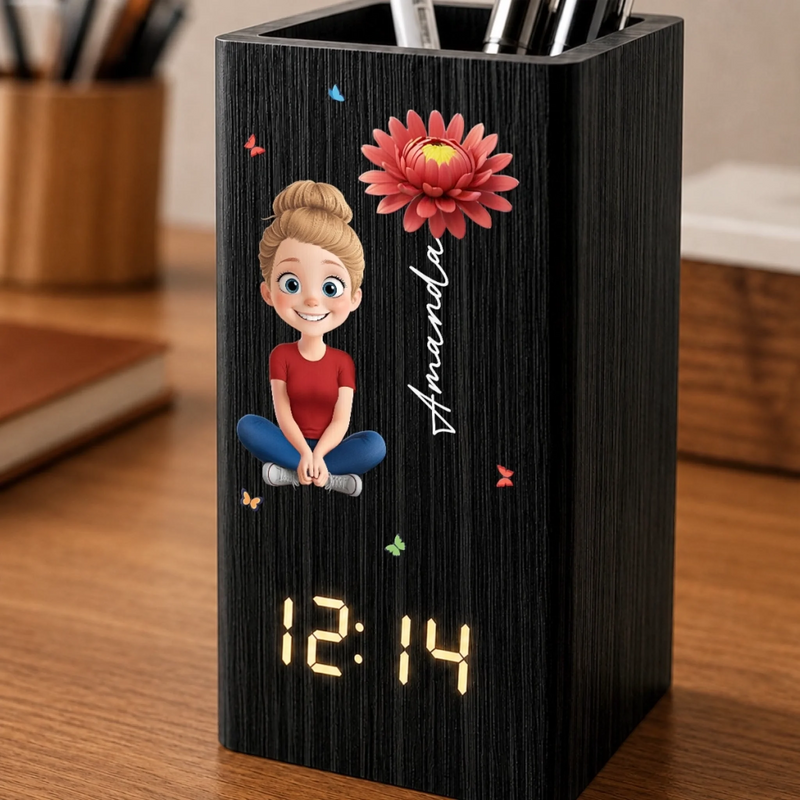 Personalized Pen Holder With Clock – Gifts For Women, Besties, Sisters, BFF – Lost In My Own World