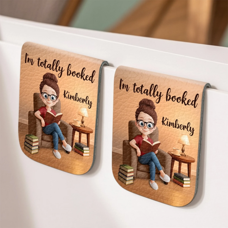 Personalized Leather Magnetic Bookmark - Gift For Book Lovers - Between Pages Magic