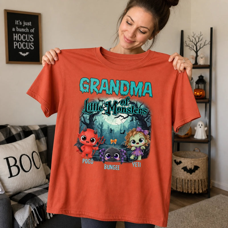 Personalized Comfort T-Shirt - Halloween Gift For Grandma, Mom - Caught By Zombie